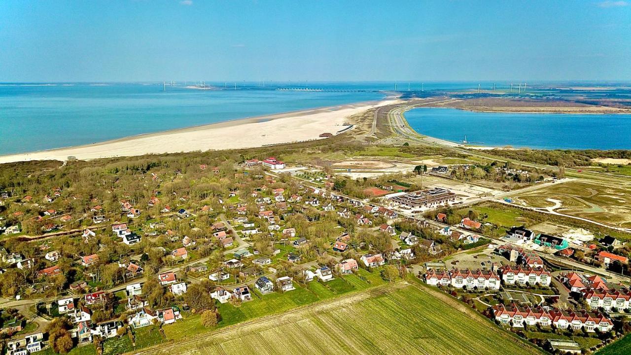 Duinhotel Breezand Vrouwenpolder Exterior photo
